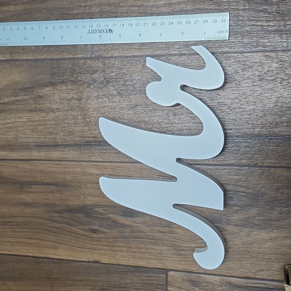 Mr. & Mrs. Sweetheart Table Signs - Picture 4 of 6